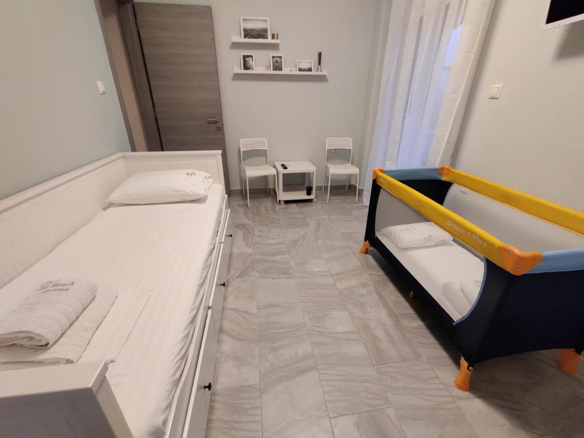 Eva Beach Apartment Néa Péramos Εξωτερικό φωτογραφία