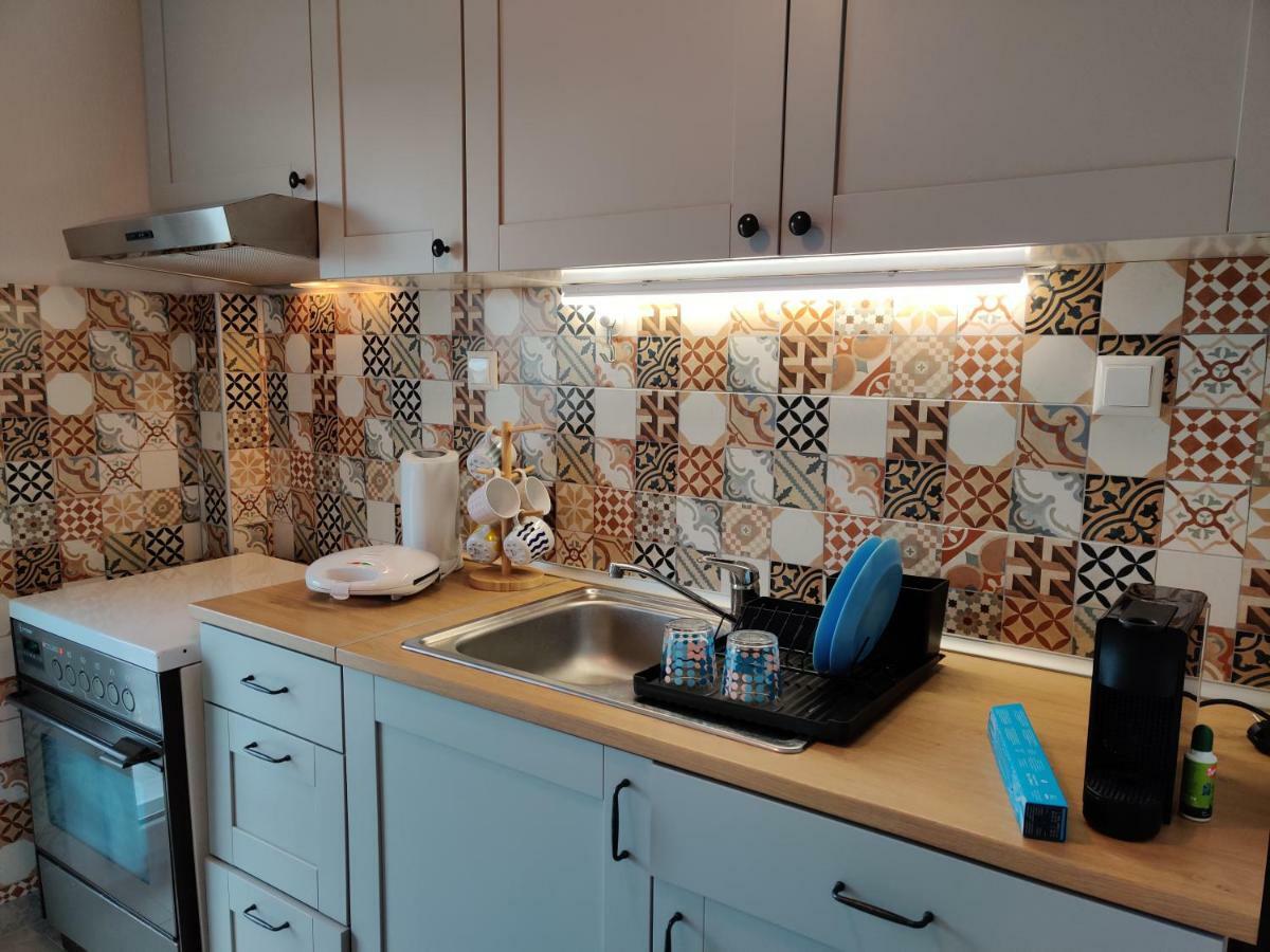 Eva Beach Apartment Néa Péramos Εξωτερικό φωτογραφία